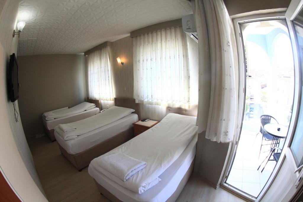 Ozeren 1 Hotel Бурдур Стая снимка